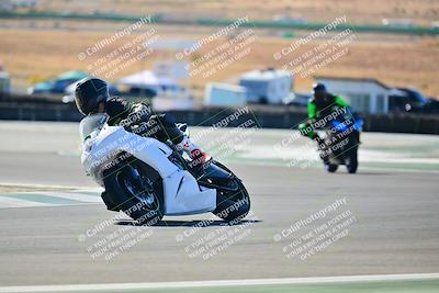 media/Oct-25-2025-2WTD (Sat) [[1e4a1f2fa2]]/B Group/Session 2 (Chicane 1 and Turn 5)/